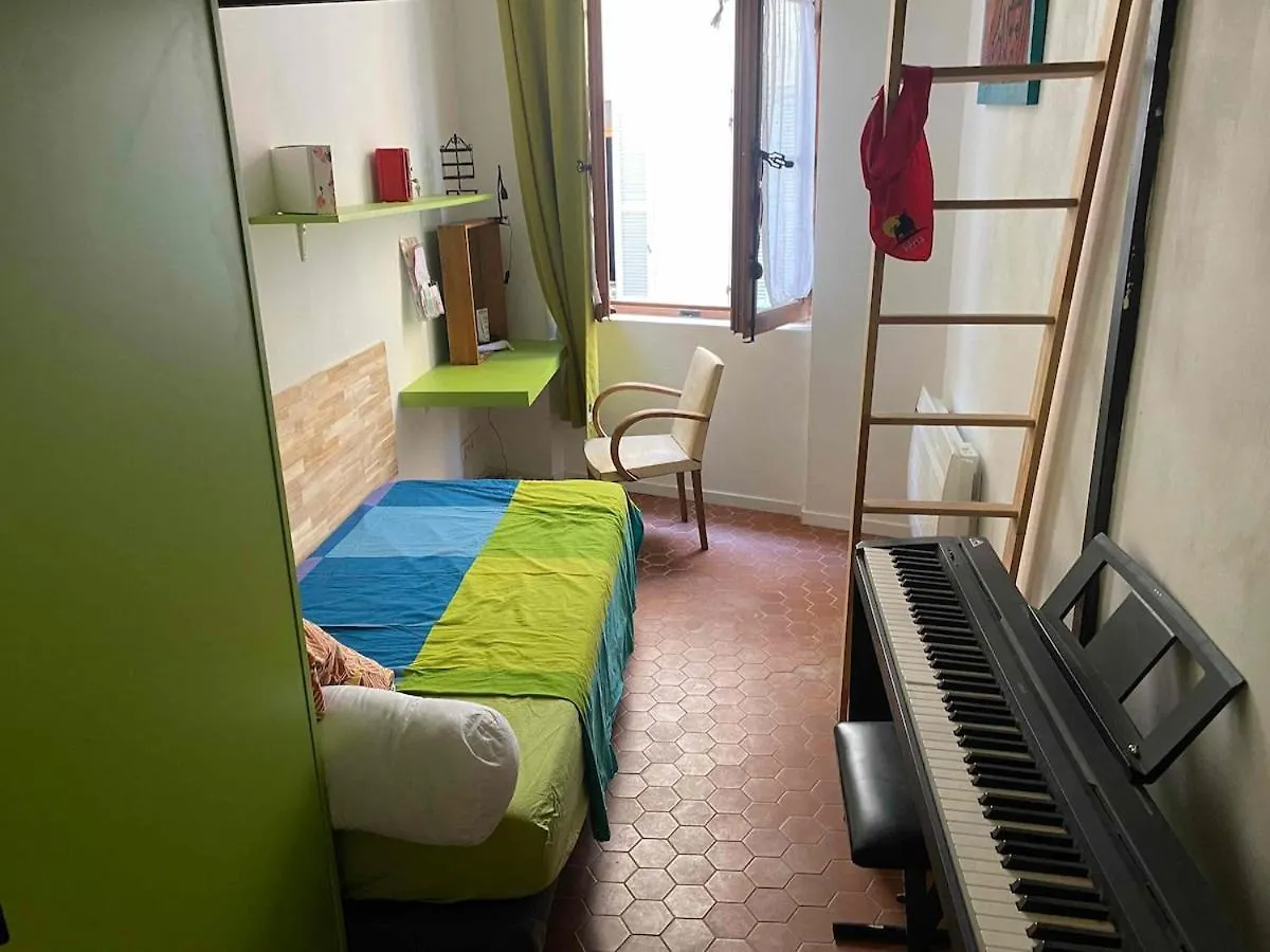 Panier Apartment4 Bedrooms 2 Bathrooms Terrace Marsiglia 0*,  Francia